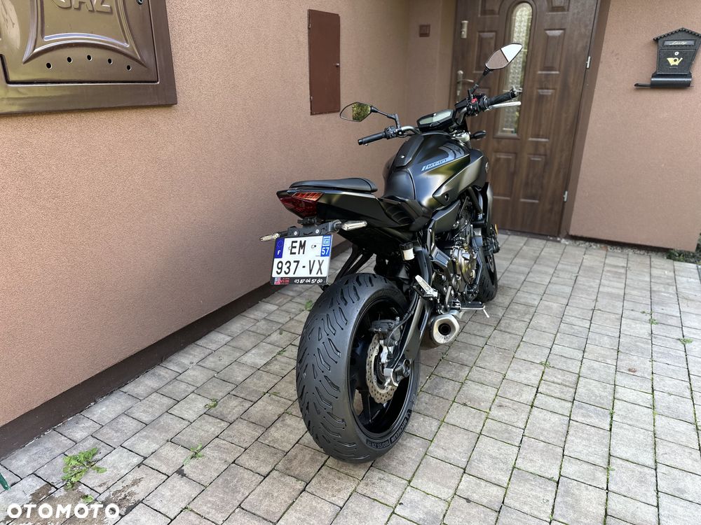 Yamaha MT - 6
