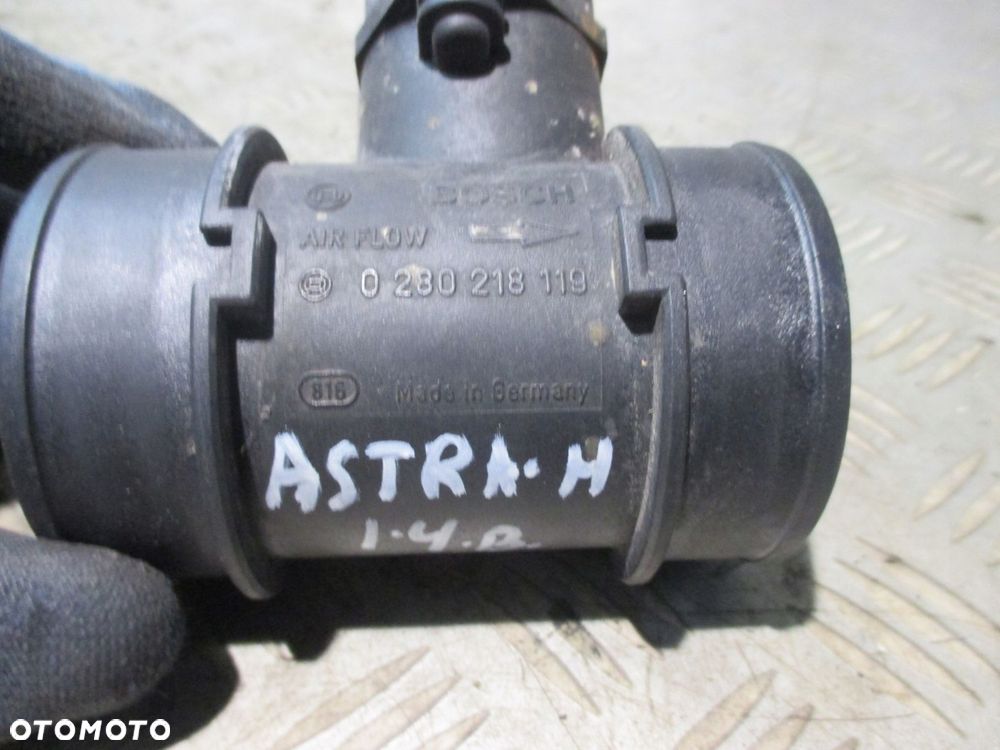 PRZEPŁYWOMIERZ OPEL CORSA C ASTRA H 0280218119 - 2