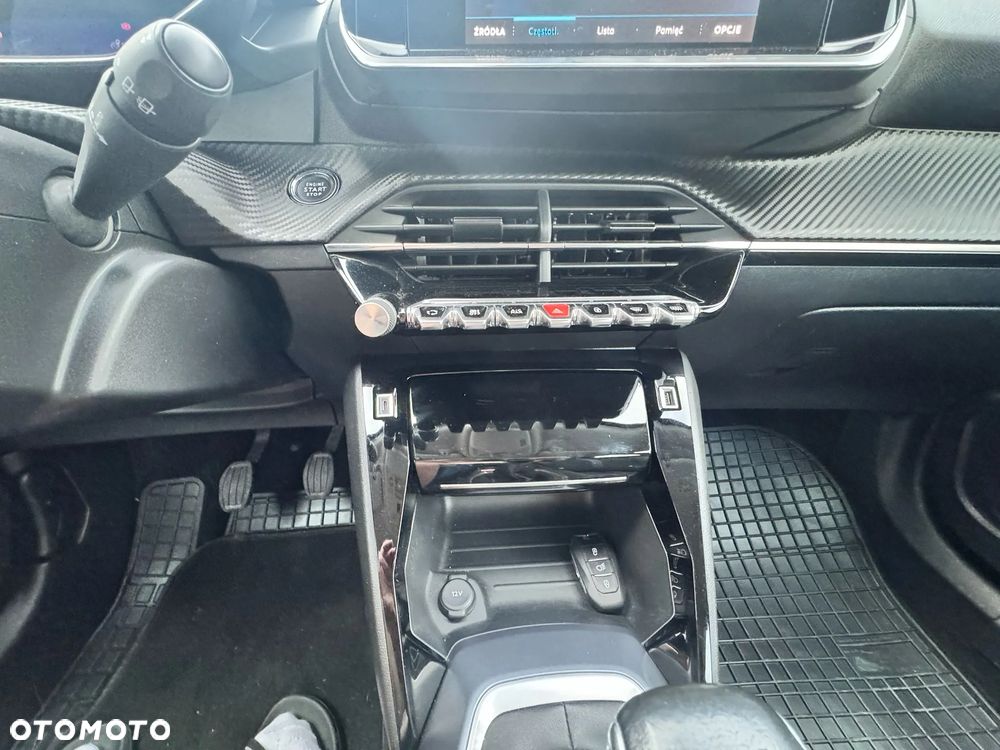 Peugeot 2008 PureTech 130 Allure - 17