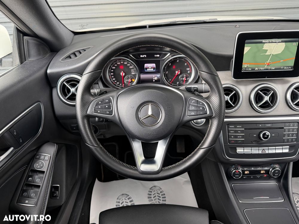 Mercedes-Benz CLA 200 d 7G-DCT Urban - 10