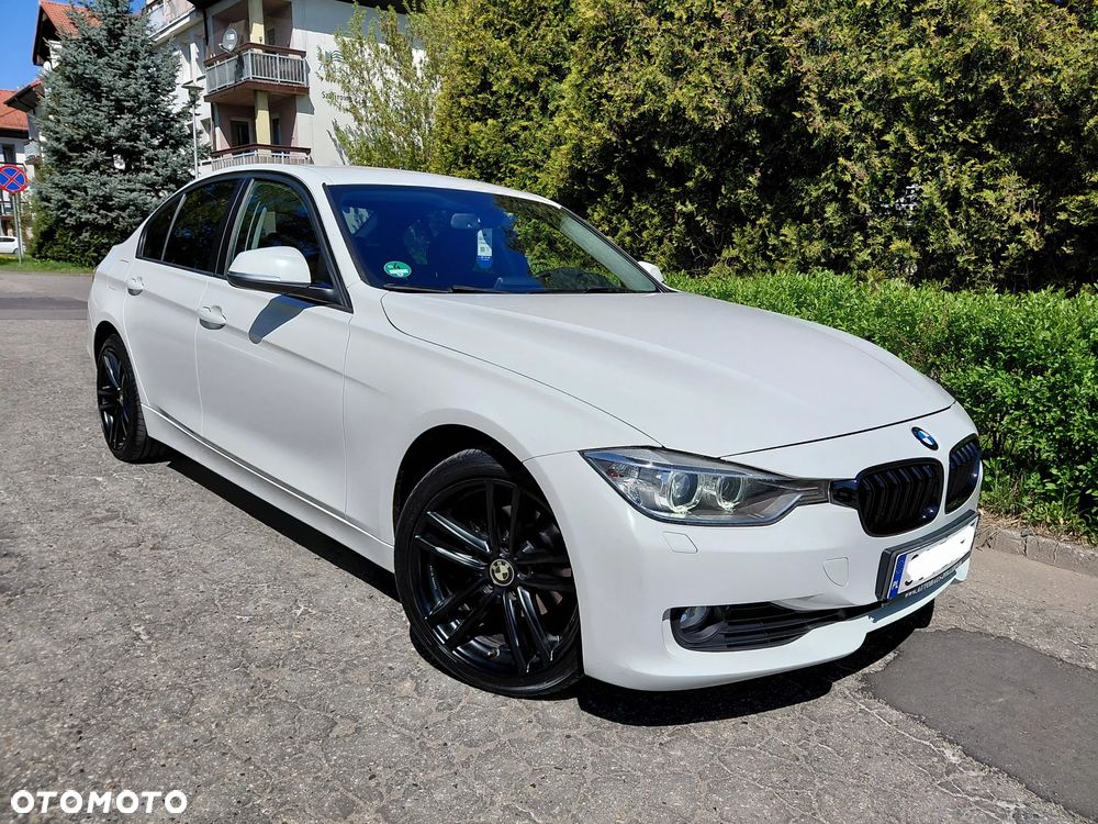 BMW Seria 3 320i Sport Line - 1