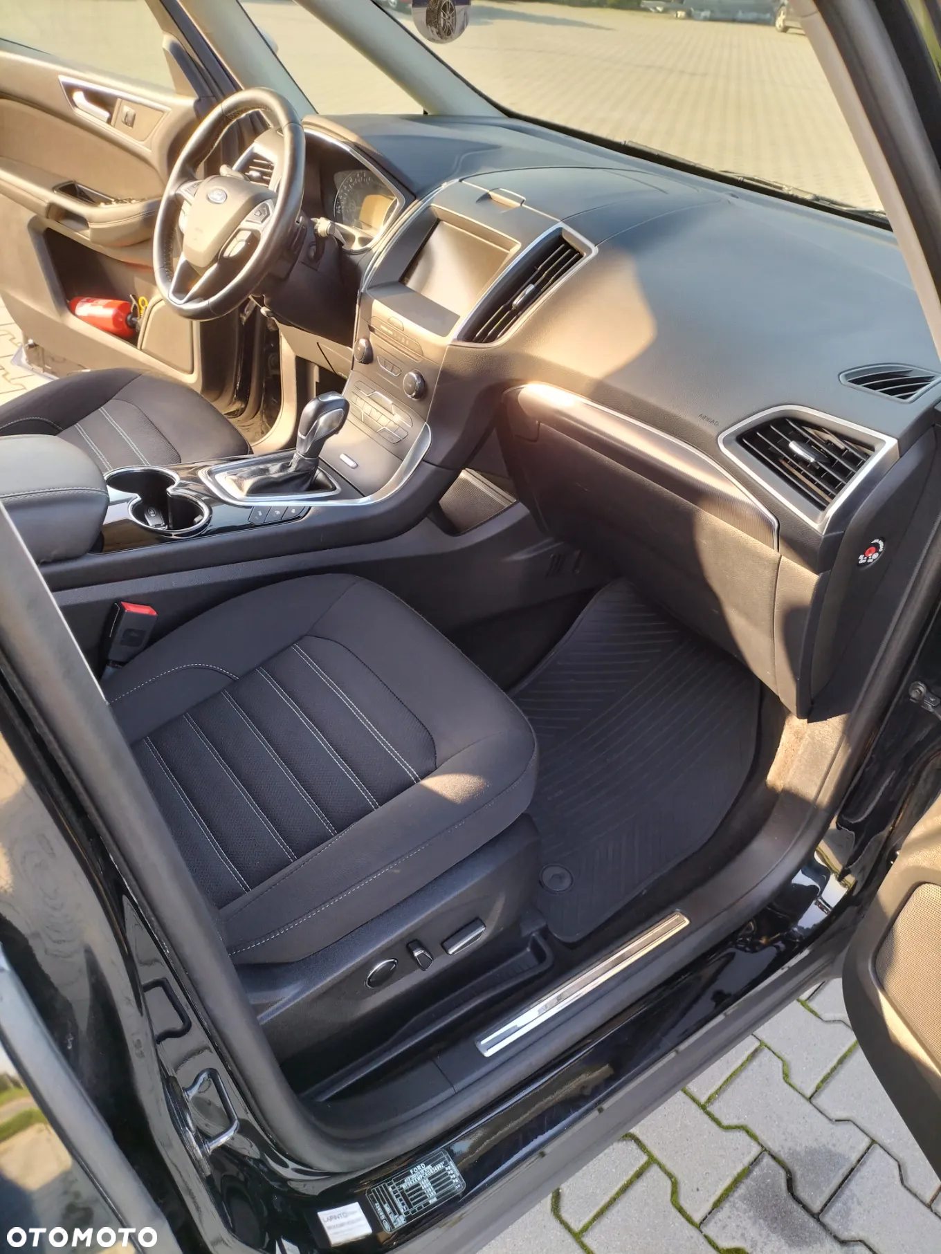 Ford Galaxy - 14