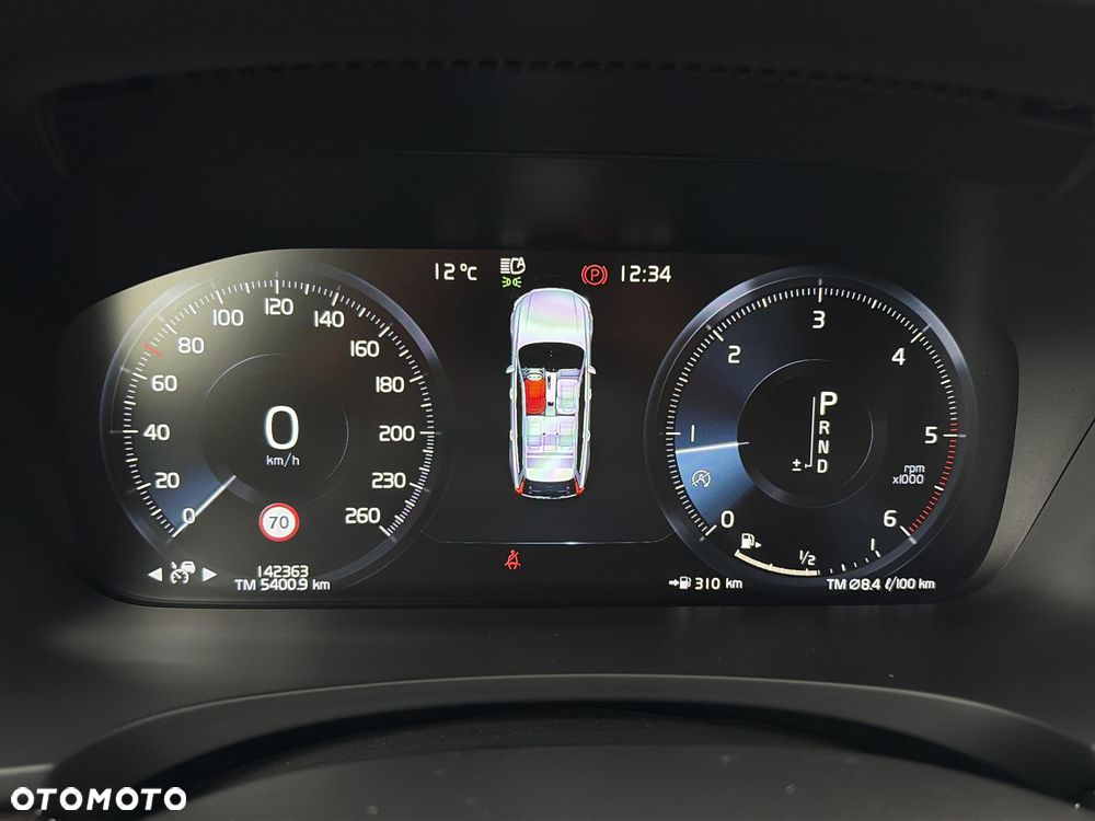 Volvo V90 D5 SCR AWD Inscription - 22