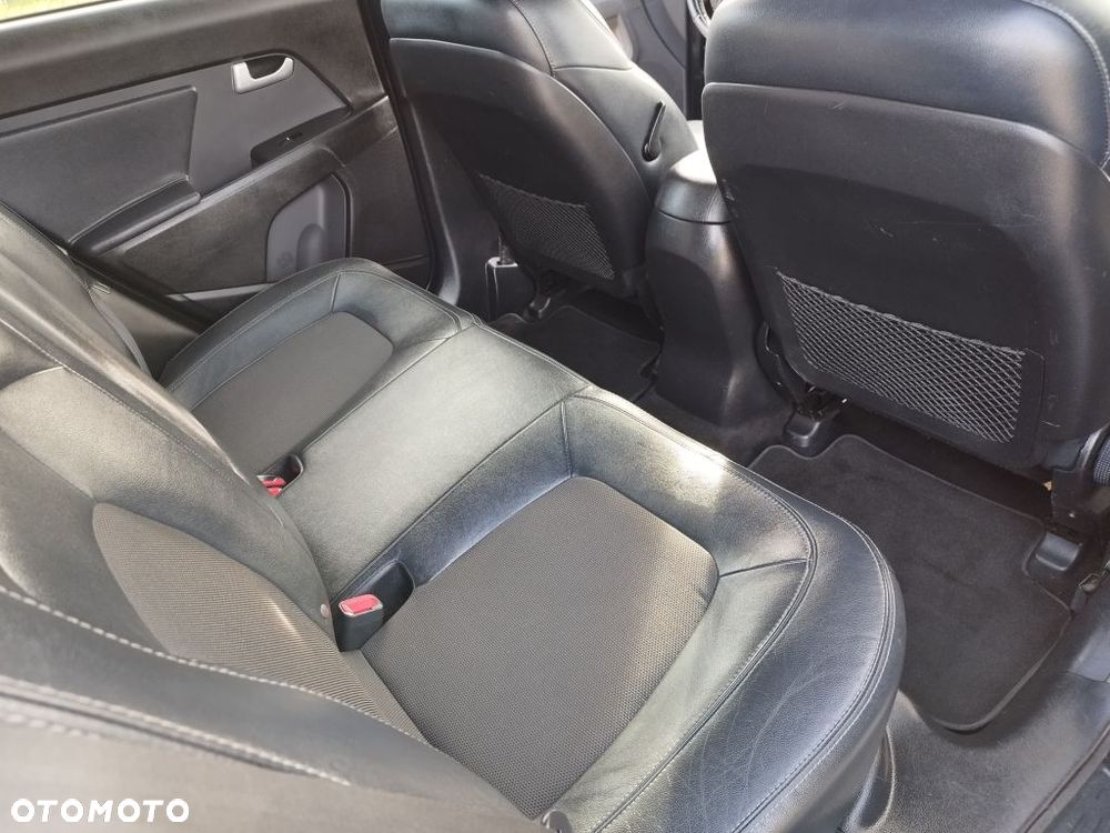 Kia Sportage 2.0 CRDI 2WD Attract - 12
