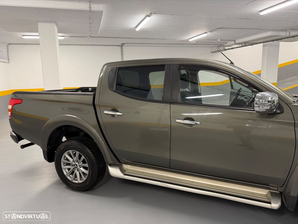 Mitsubishi L200 2.4 DI-D CD Intense Sport Space Cab Strakar 4WD - 17