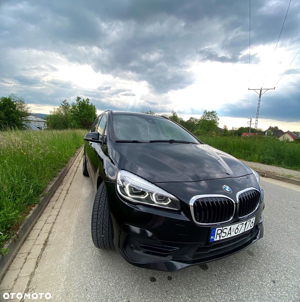 BMW Seria 2 218d xDrive Advantage sport - 11