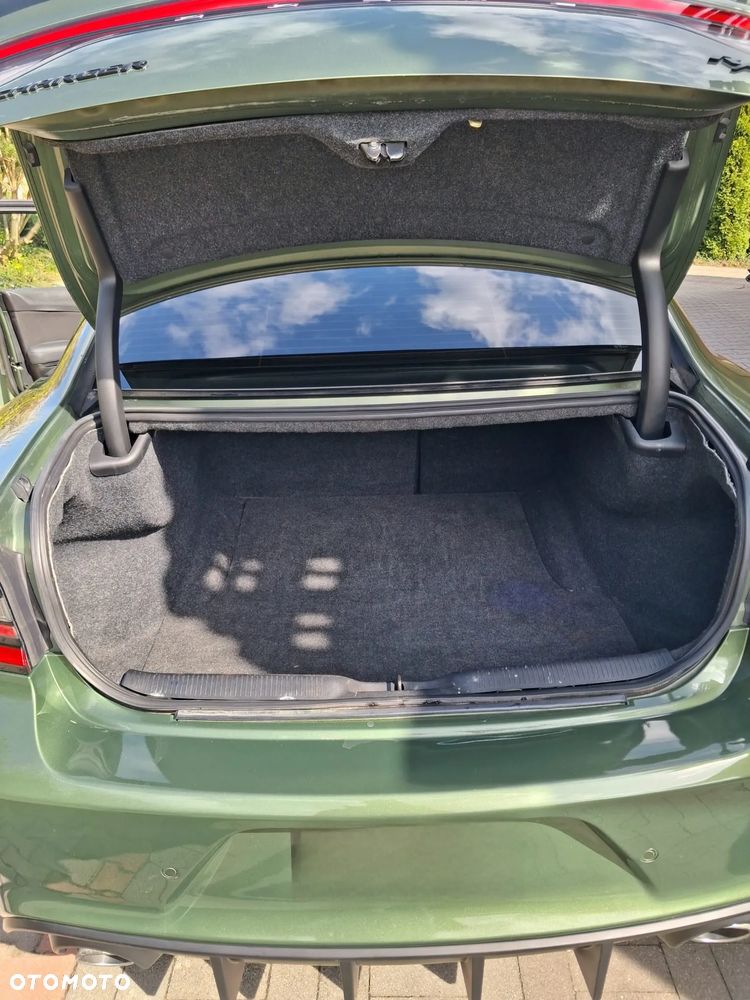 Dodge Charger 5.7 R/T - 14