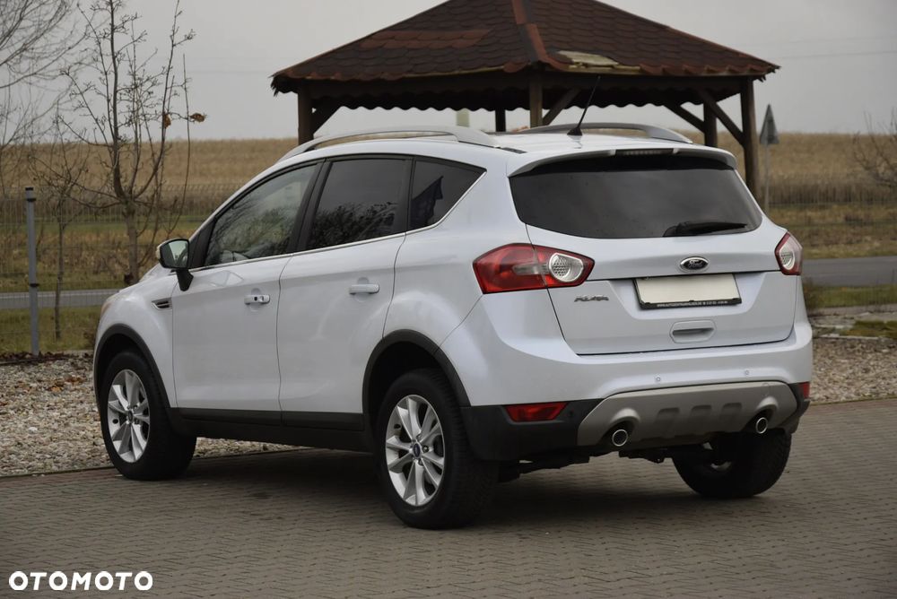 Ford Kuga 2.0 TDCi FWD Titanium Plus - 23