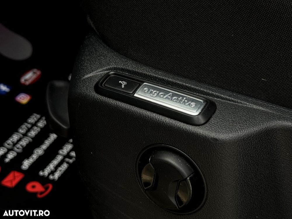 Volkswagen Tiguan - 22