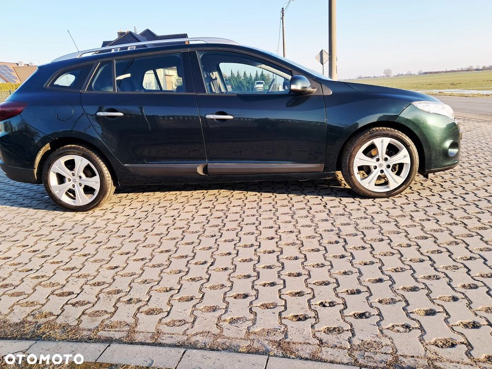 Renault Megane TCe 130 Bose Edition - 8