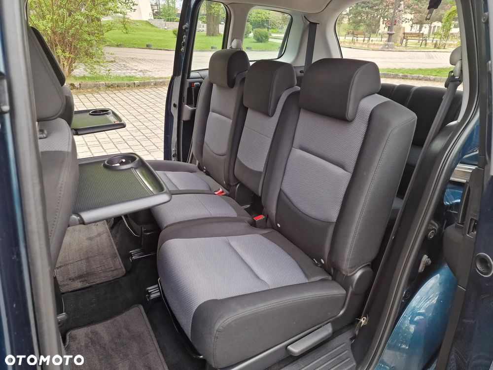 Mazda 5 - 17