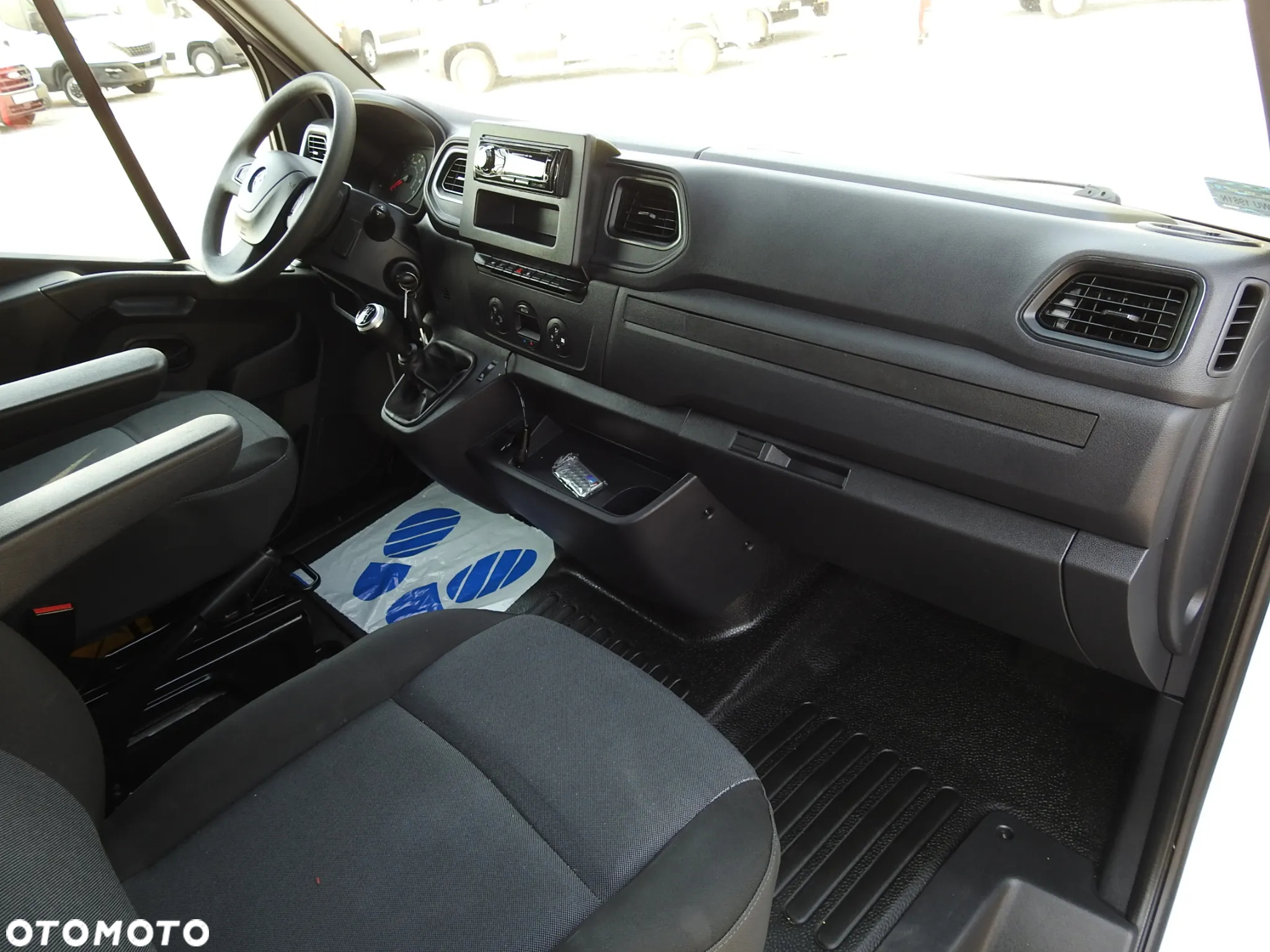 Opel MOVANO PLANDEKA 8 PALET WEBASTO TEMPOMAT KLIMATYZACJA LEDY PNEUMATYKA 165KM [ 267637 ] - 37