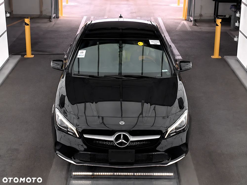 Mercedes-Benz CLA 250 4-Matic - 4