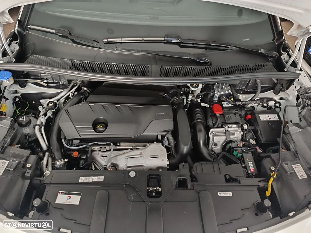 Peugeot 3008 1.6 Hybrid Allure Pack e-EAT8 - 38