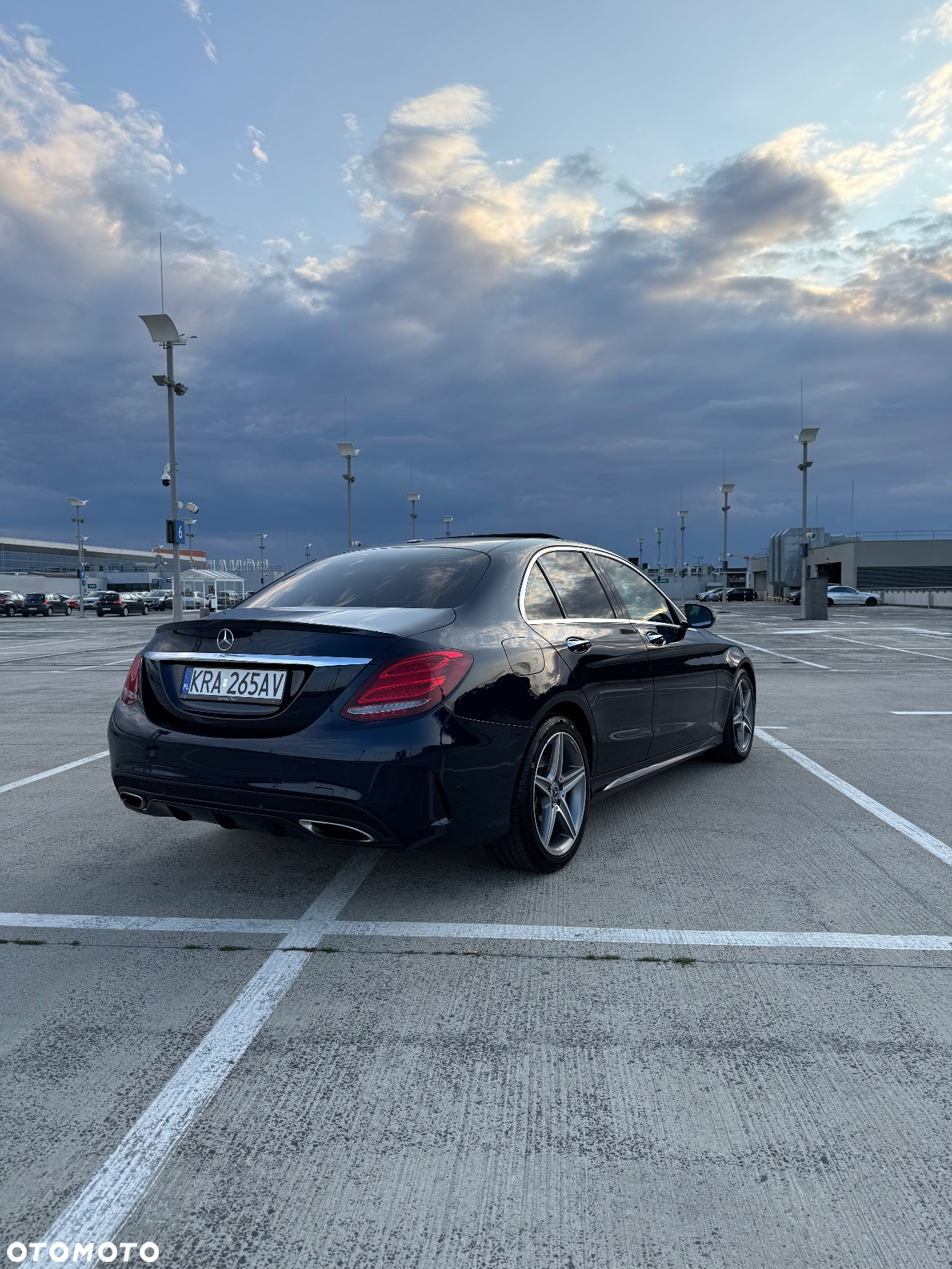 Mercedes-Benz Klasa C 300 T 9G-TRONIC AMG Line - 5