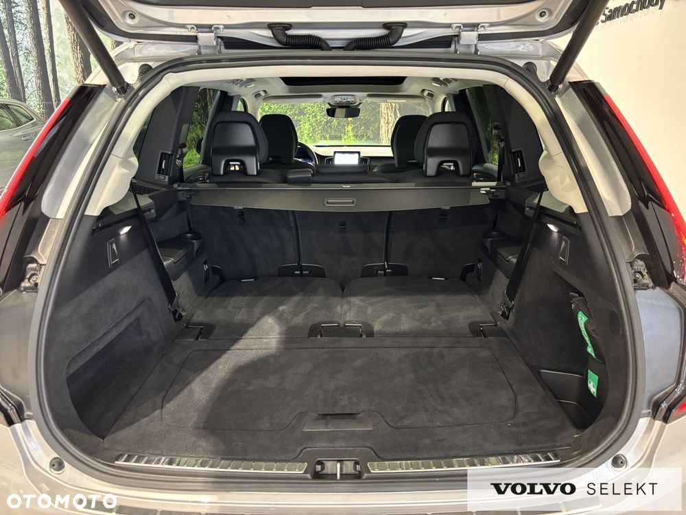 Volvo XC 90 - 26