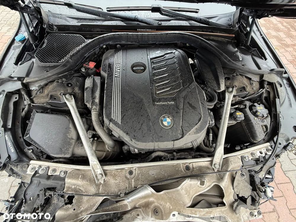 BMW Seria 7 740Li sport - 14