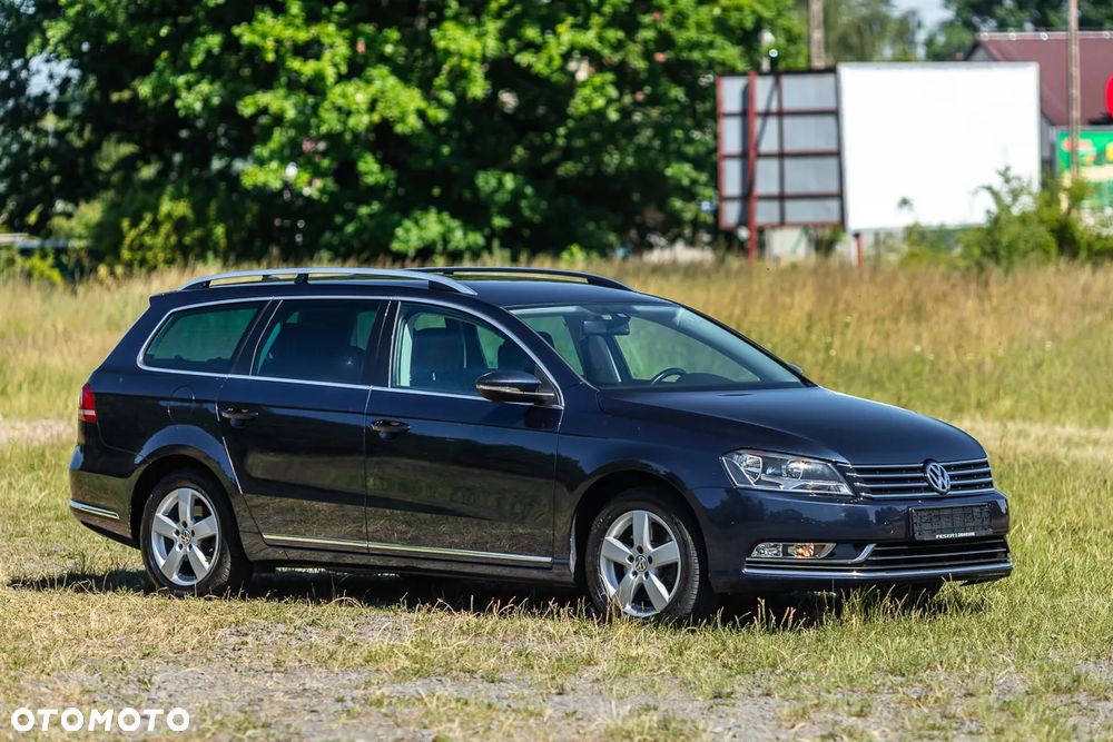Volkswagen Passat 2.0 TDI BlueMotion Technology Comfortline - 4