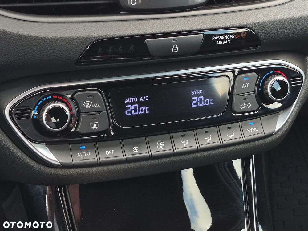 Hyundai i30 1.5 T-GDI 48V Smart - 25