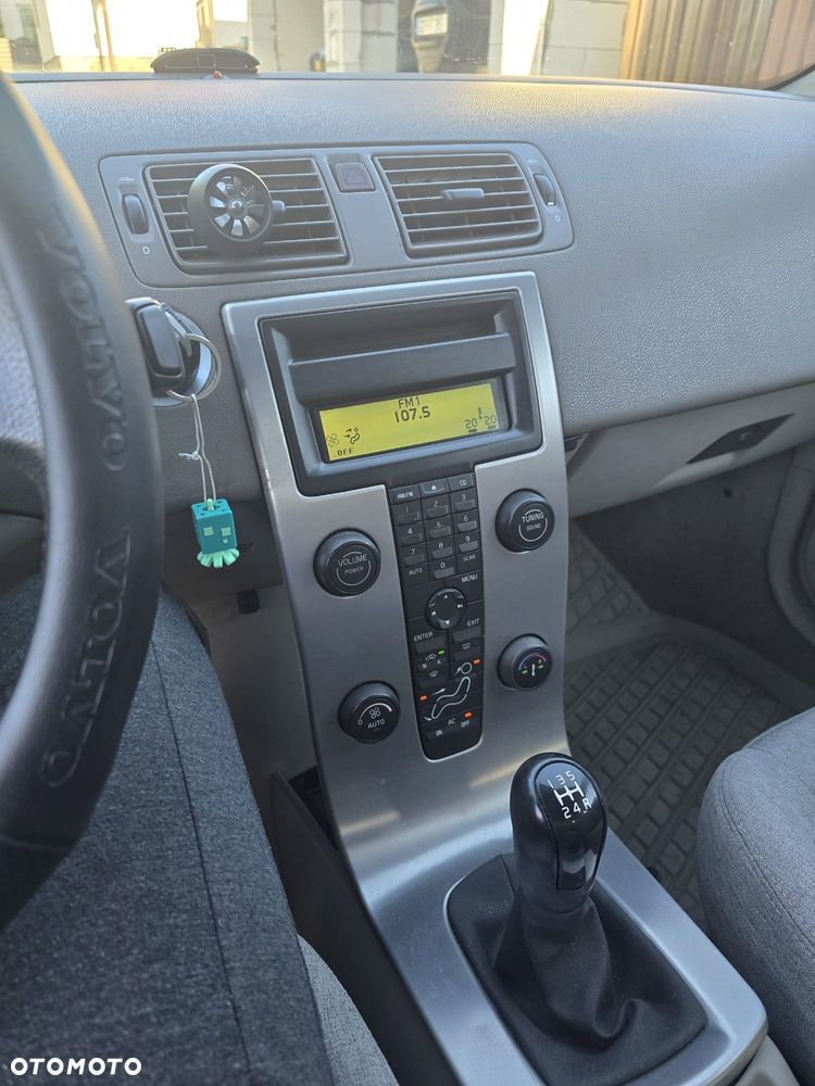 Volvo S40 1.6D - 8