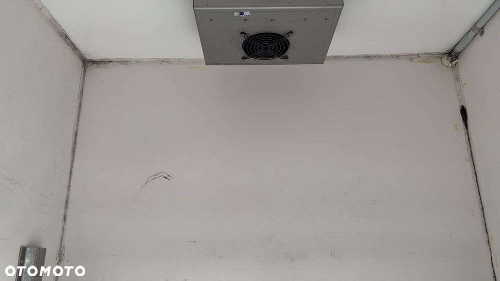 Volkswagen Transporter T6 - 35