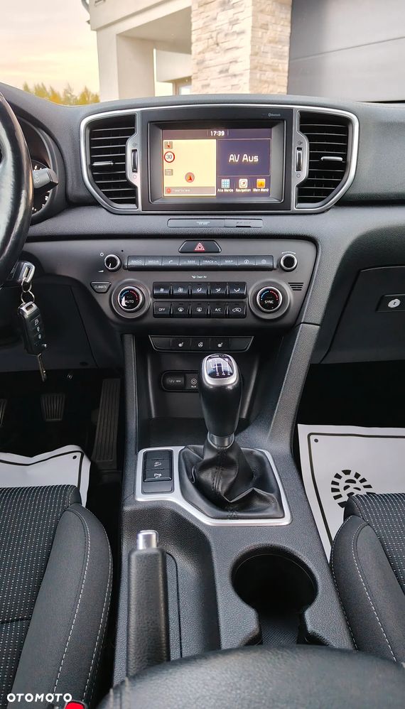 Kia Sportage 1.6 GDI 2WD Dream-Team Edition - 22