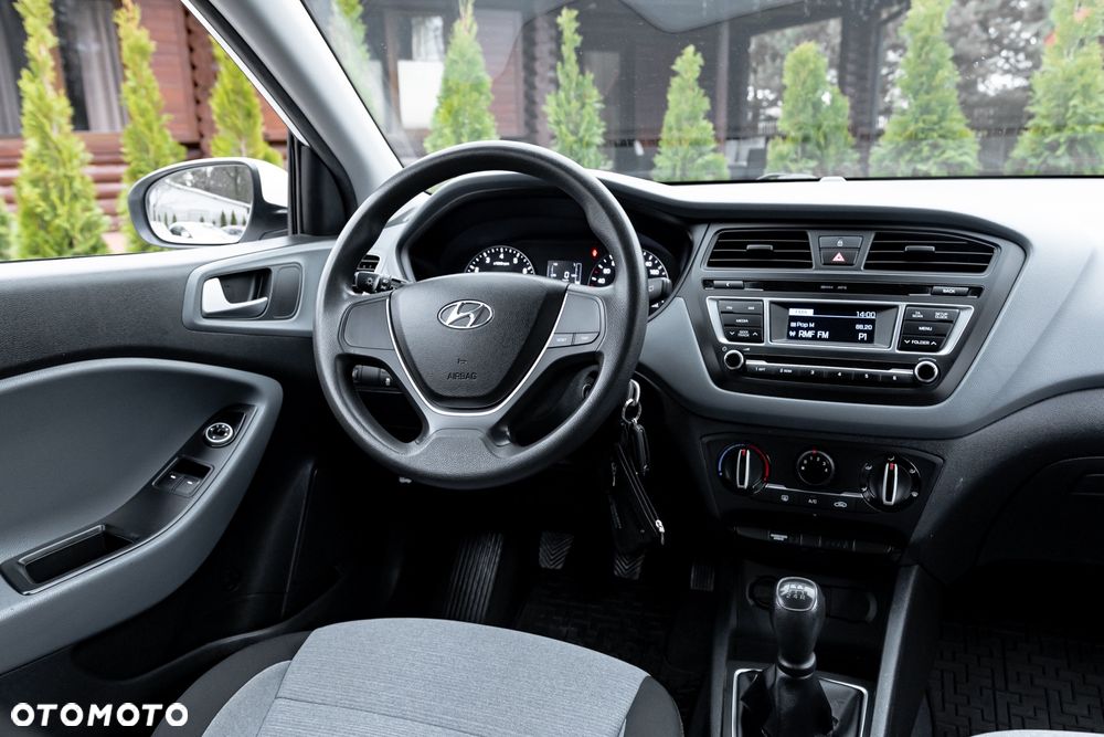 Hyundai i20 1.2 - 27