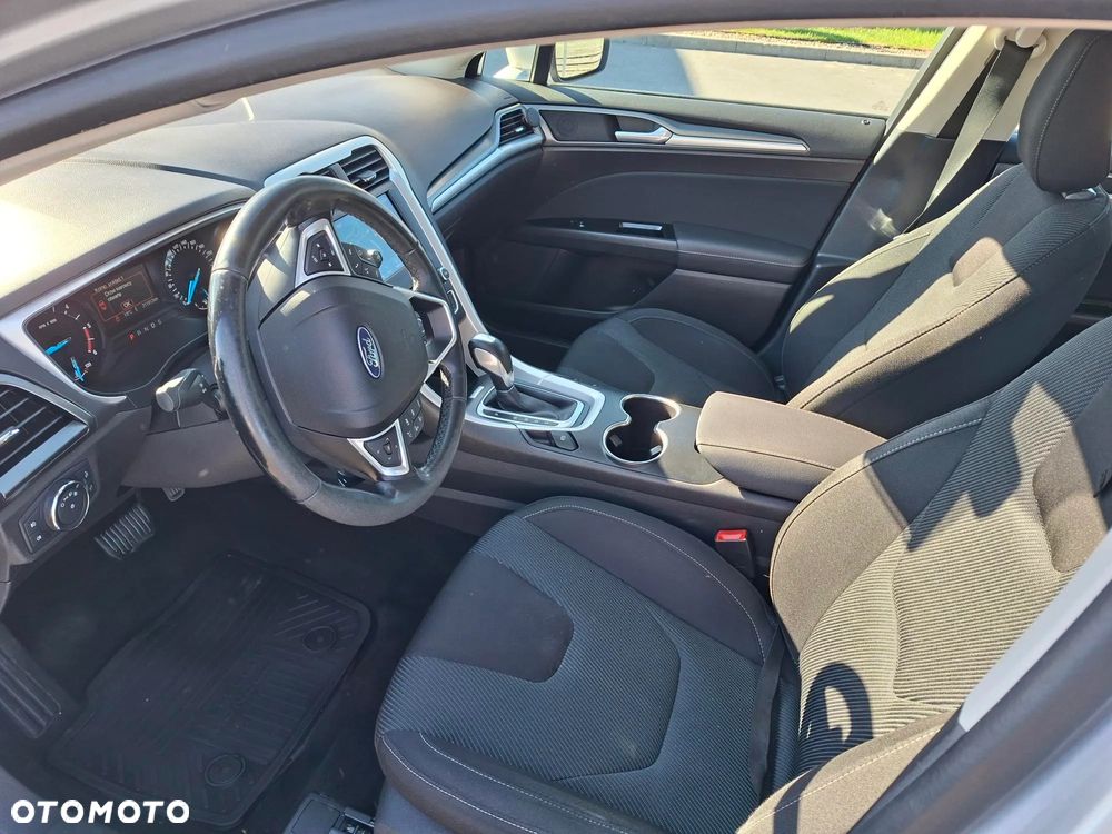 Ford Mondeo - 10