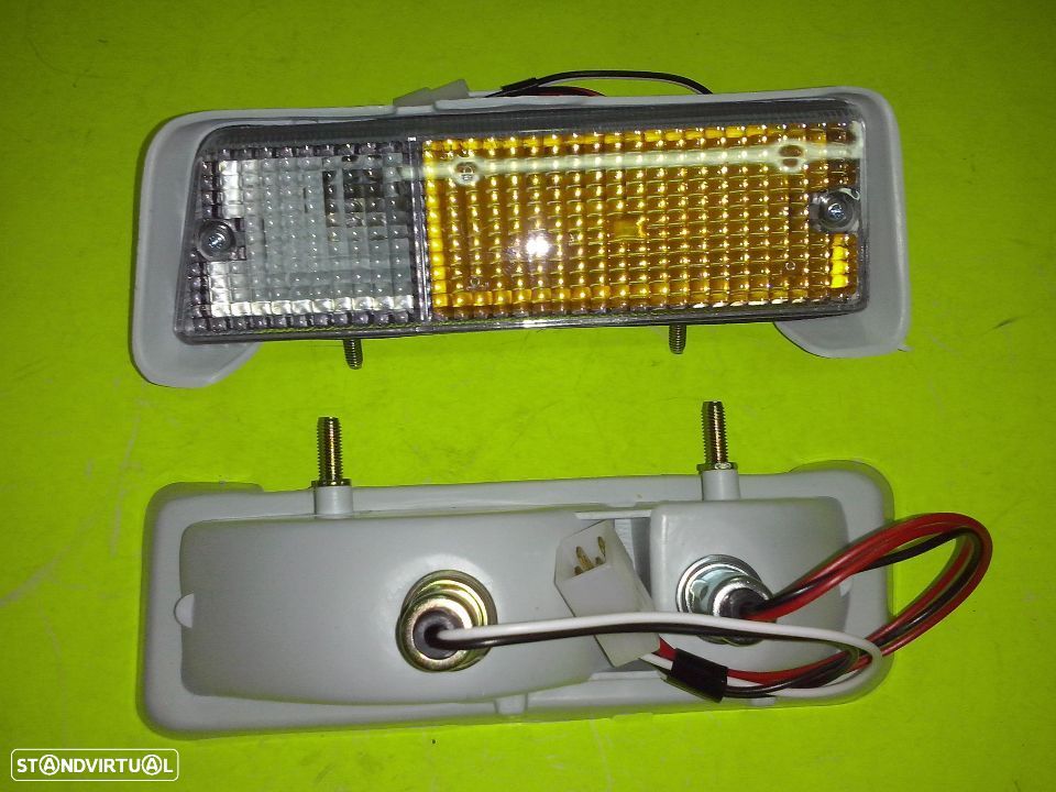 Farolins de pisca frente Isuzu Kbd25 até 1980 NOVOS - 2