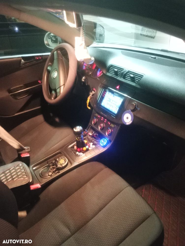 Volkswagen Passat 2.0 TDI DPF Comfortline - 5