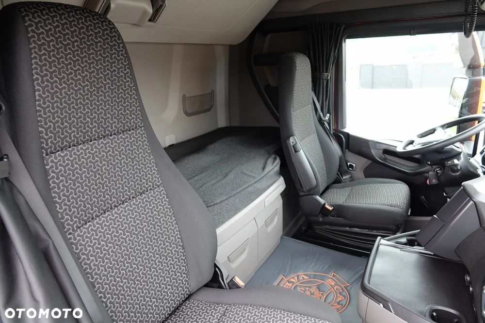 Scania R 450 / RETARDER / ZBIORNIKI 1400 L / - 29