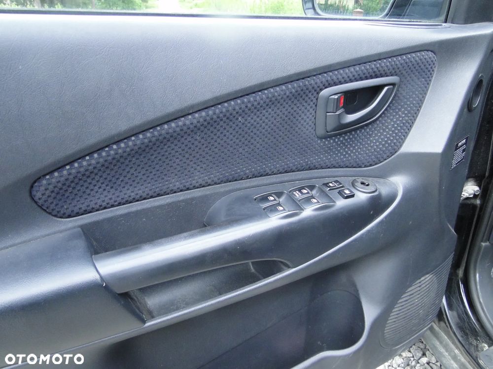 Hyundai Tucson 2.0 CRDi 2WD GLS - 24
