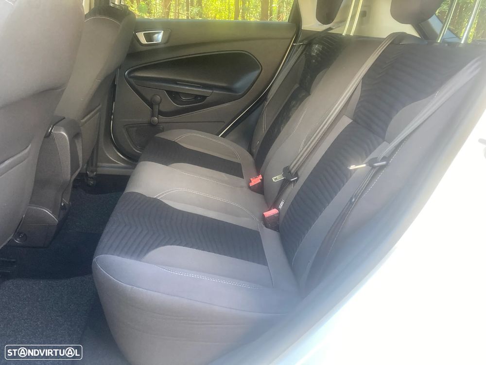 Ford Fiesta 1.5 TDCi Trend - 26