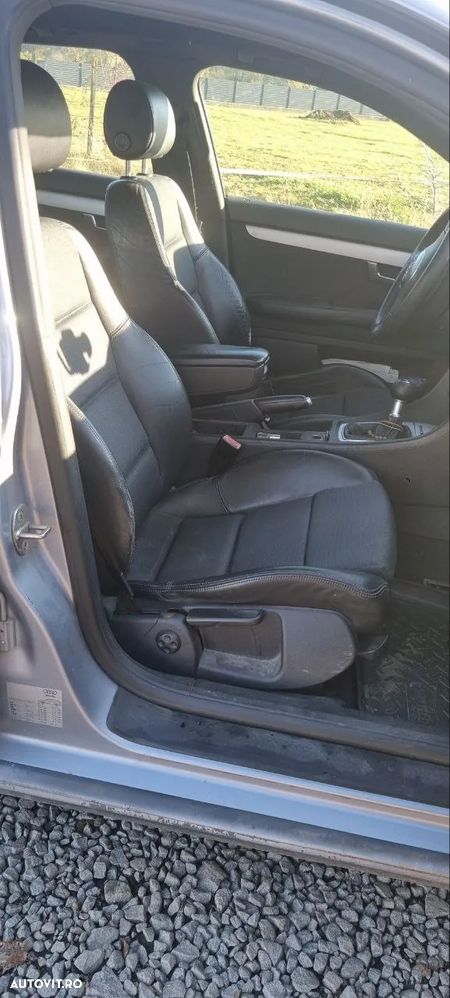 Audi A4 1.9 TDI Avant - 12