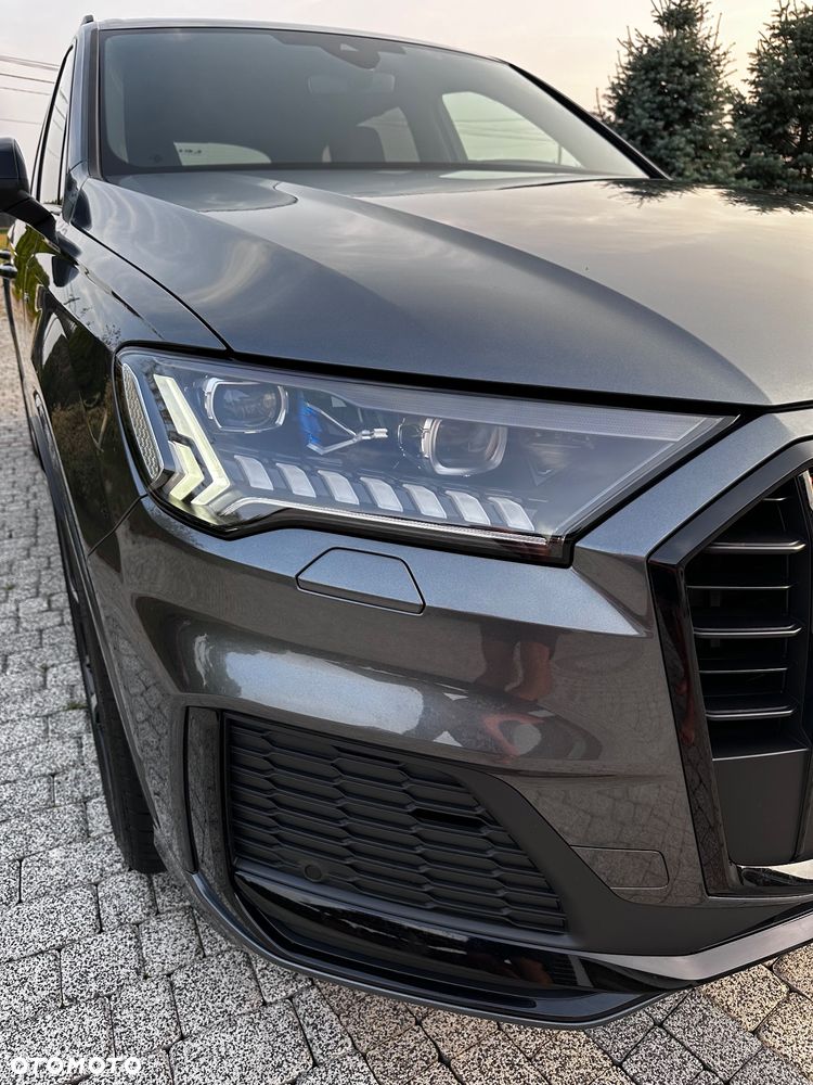 Audi Q7 - 11