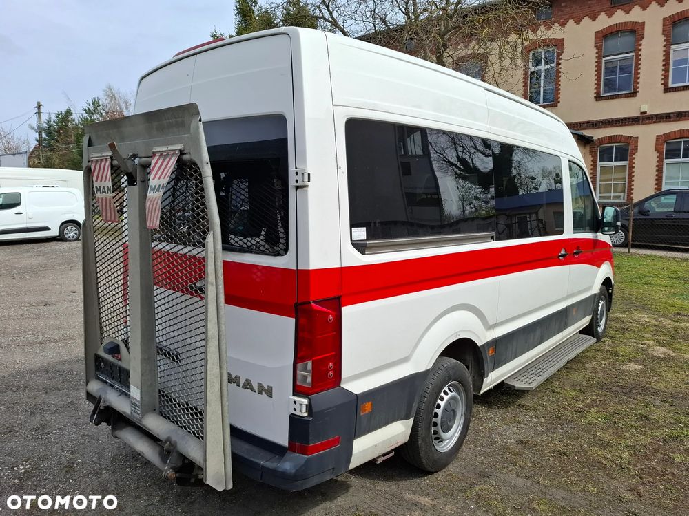 MAN TGE dla niepełnosprawnych - 17