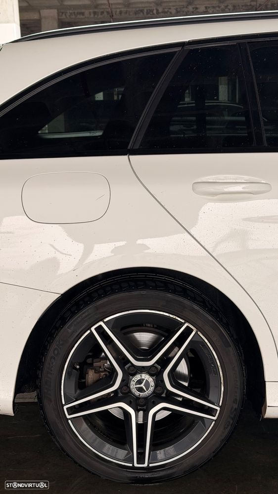 Mercedes-Benz C 300 de AMG Line - 12
