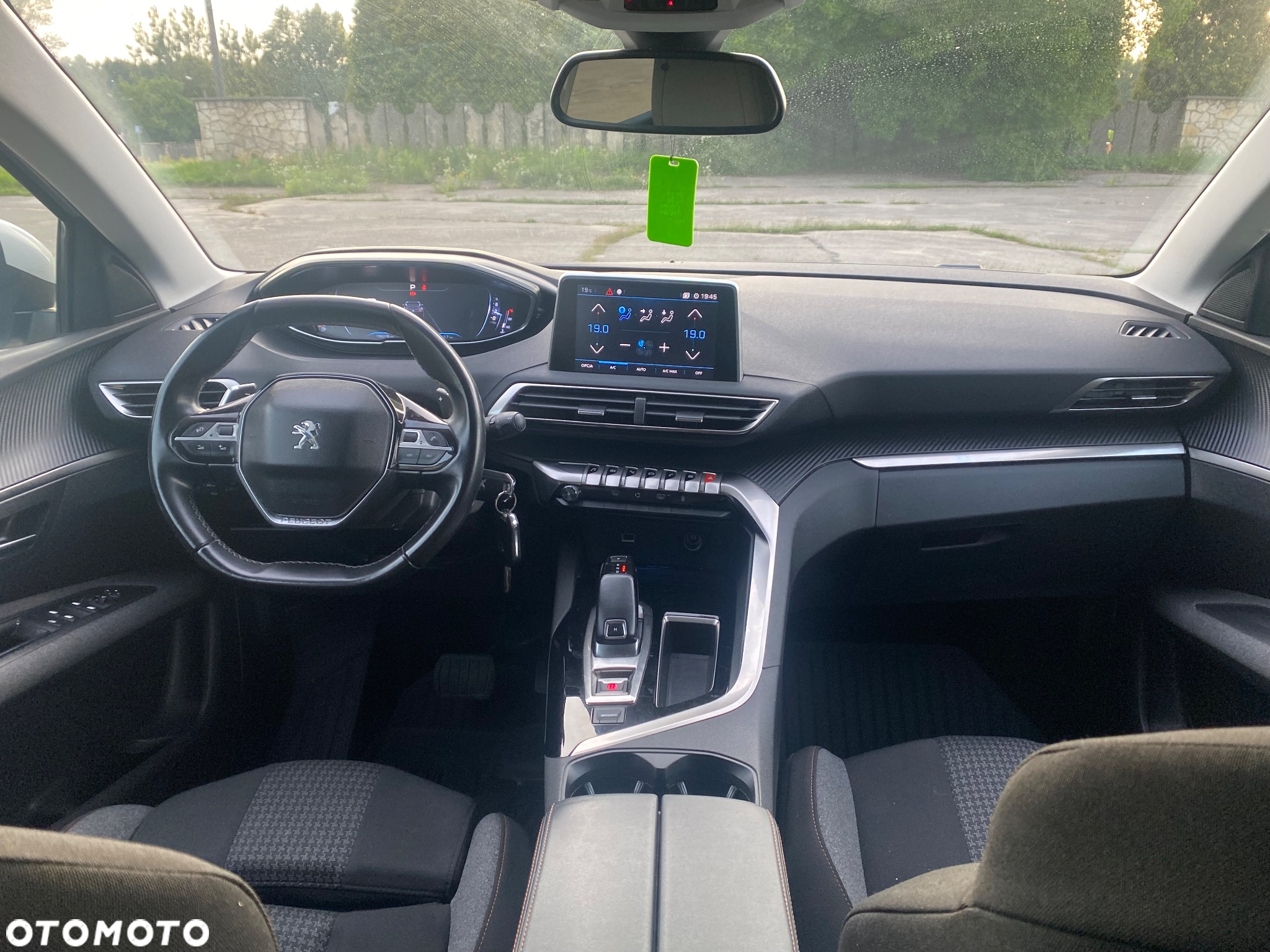 Peugeot 3008 - 12
