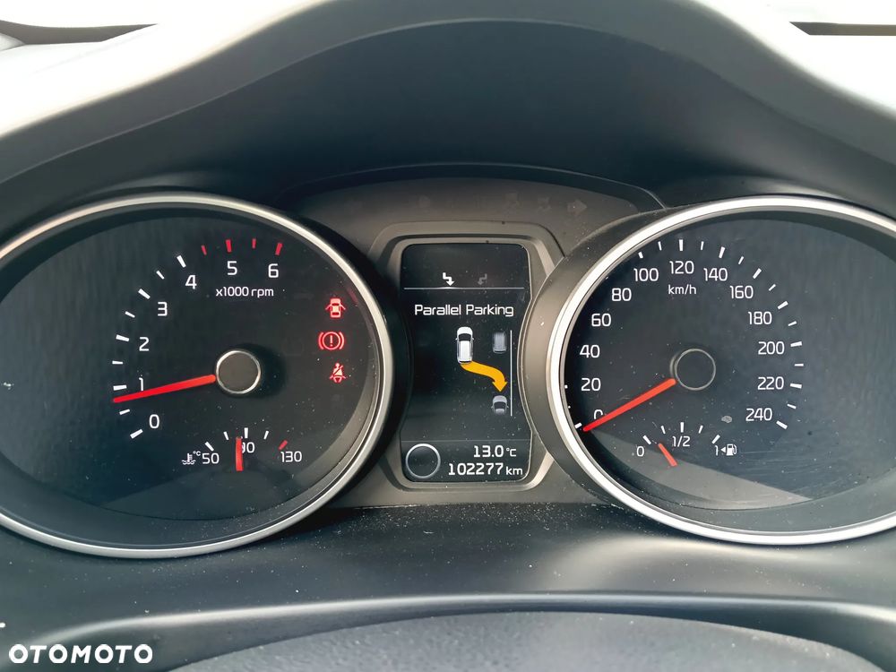 Kia Sportage 2.0 CRDI L AWD - 13