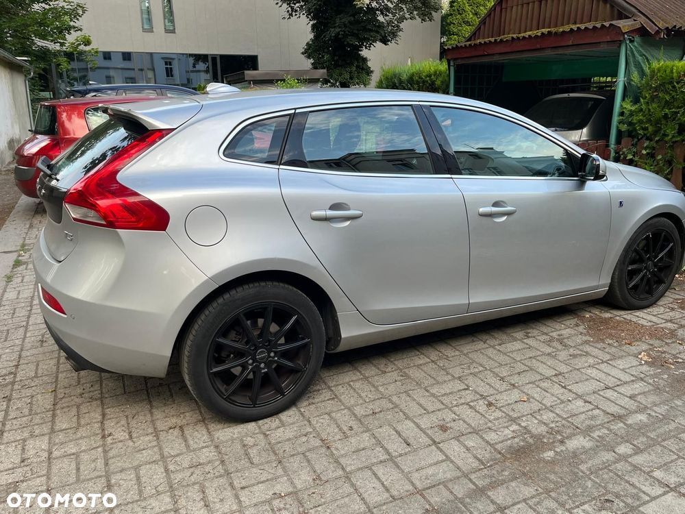 Volvo V40 T3 Drive-E Ocean Race - 1