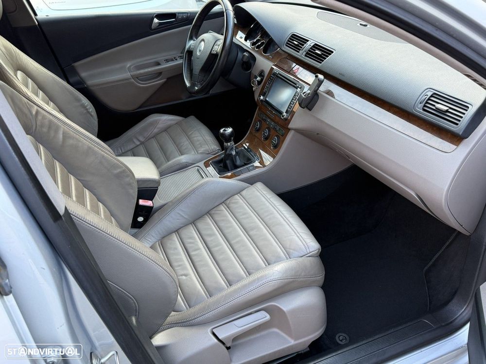 VW Passat Variant 2.0 TDI 4M Highline IM - 15