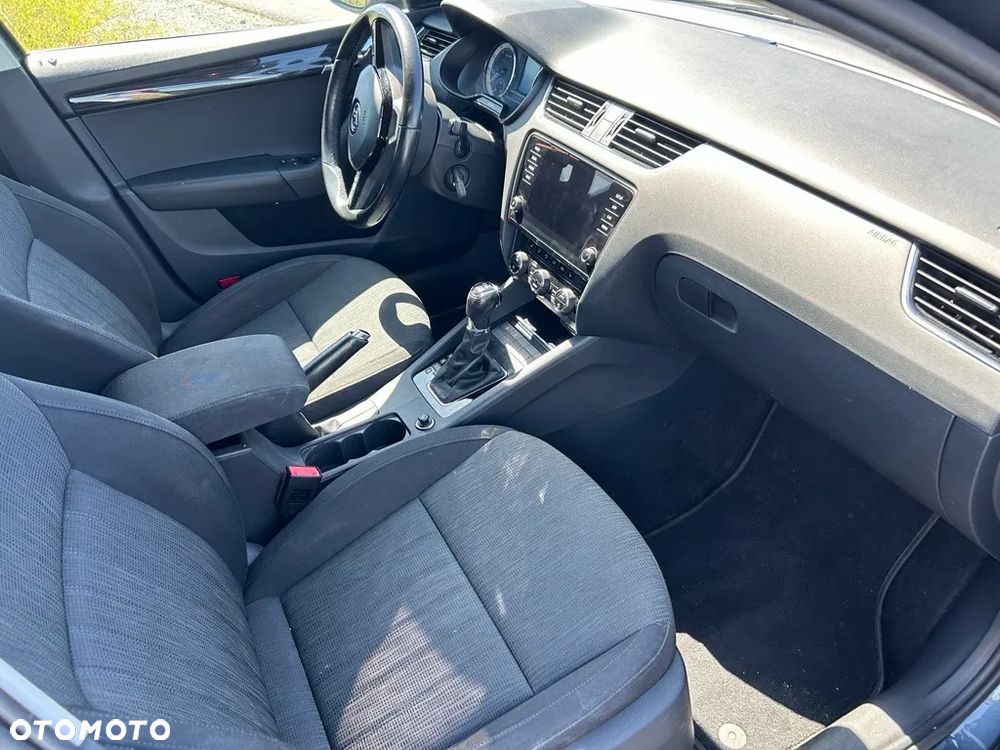 Skoda Octavia 1.5 TSI GPF ACT Style DSG - 6