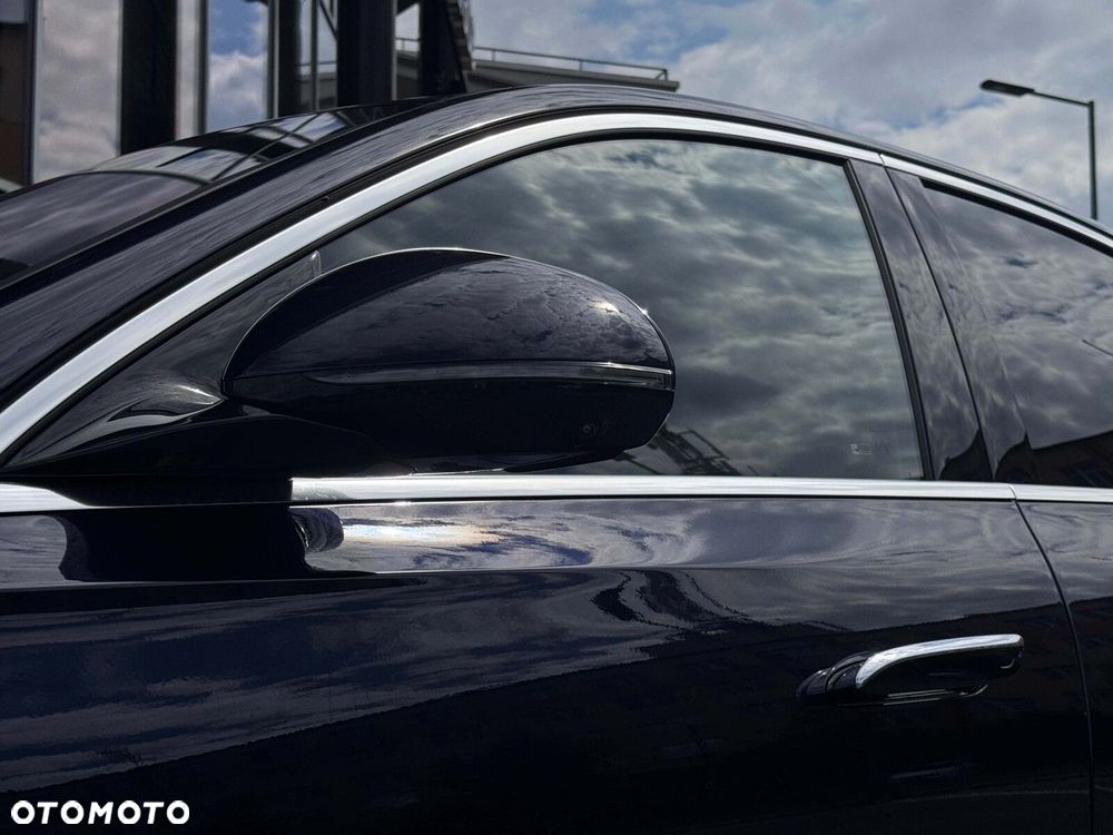 Mercedes-Benz Klasa E 220 d mHEV 4-Matic Exclusive 9G-Tronic - 17