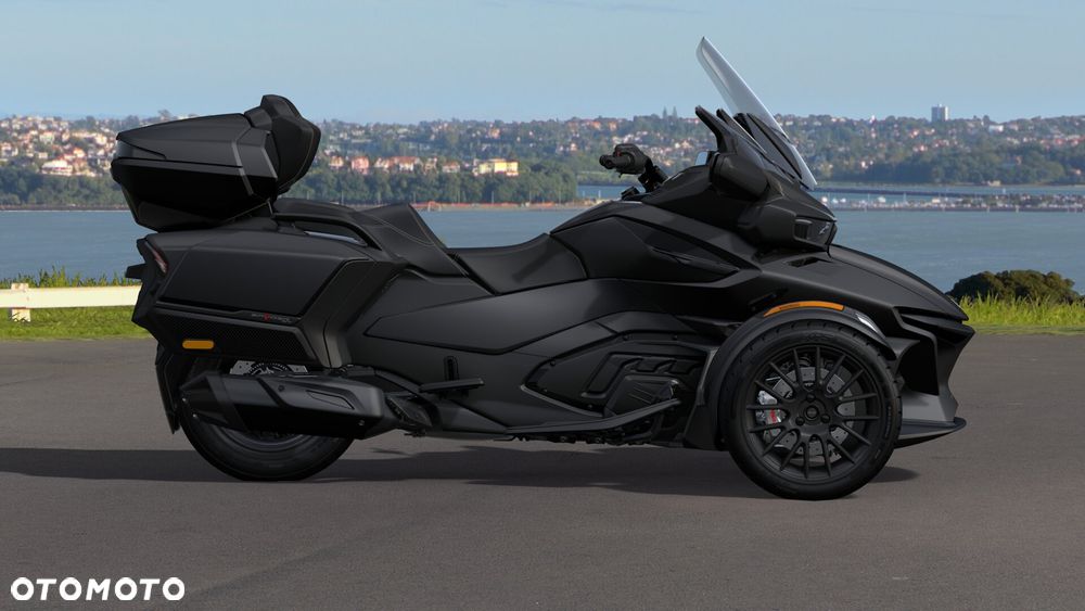 Can-Am Spyder - 6