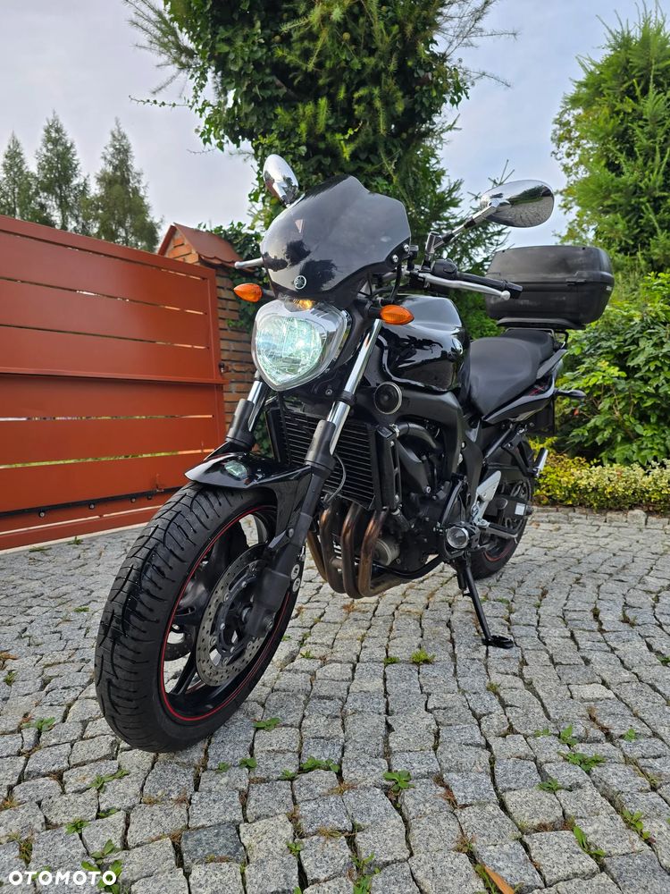 Yamaha FZ6 - 1