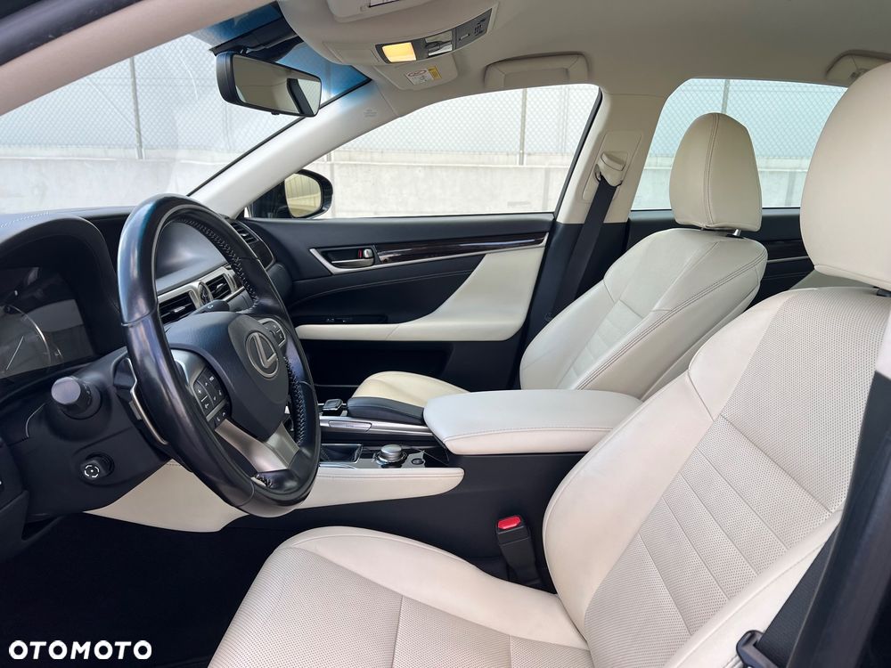 Lexus GS 200t / 300 Elegance - 29