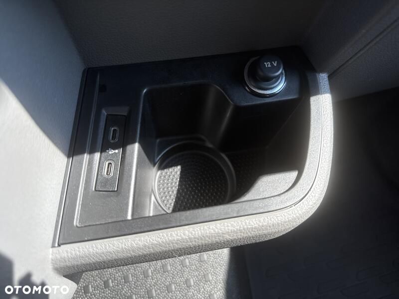 Volkswagen Transporter L2H1 - 18