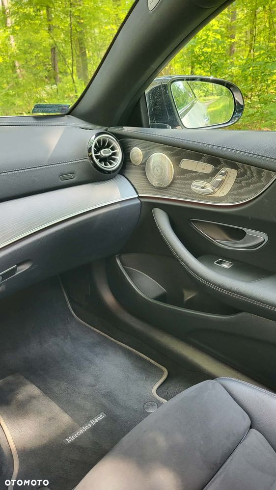 Mercedes-Benz Klasa E 220 d AMG - 16
