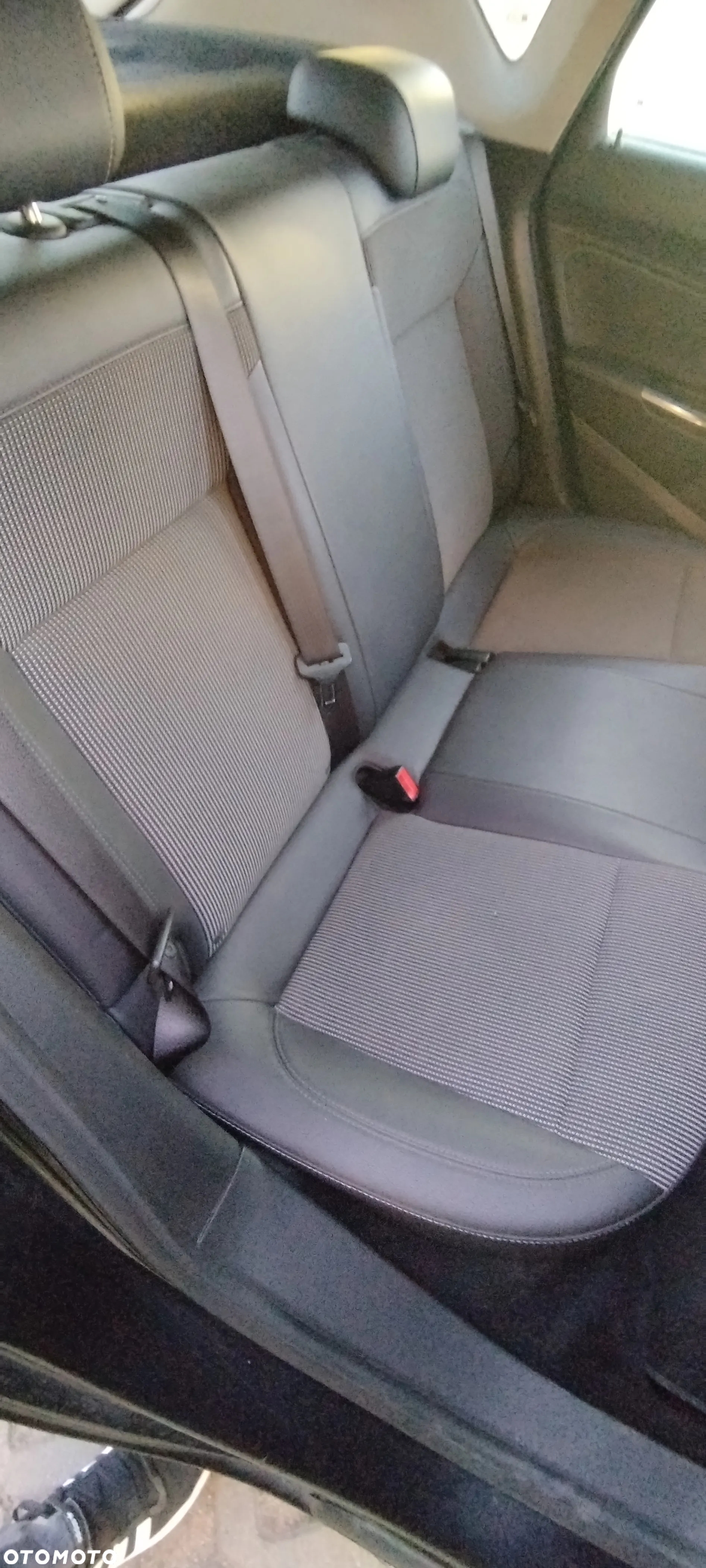 Opel Astra 1.6 Turbo Cosmo - 10