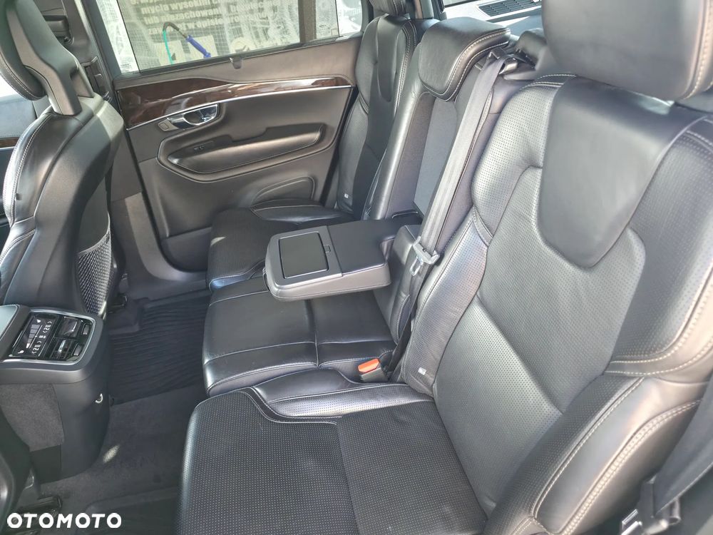 Volvo XC 90 D5 AWD Inscription 7os - 23